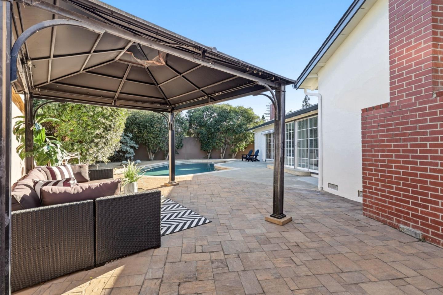 10 Darryl Drive photo 32