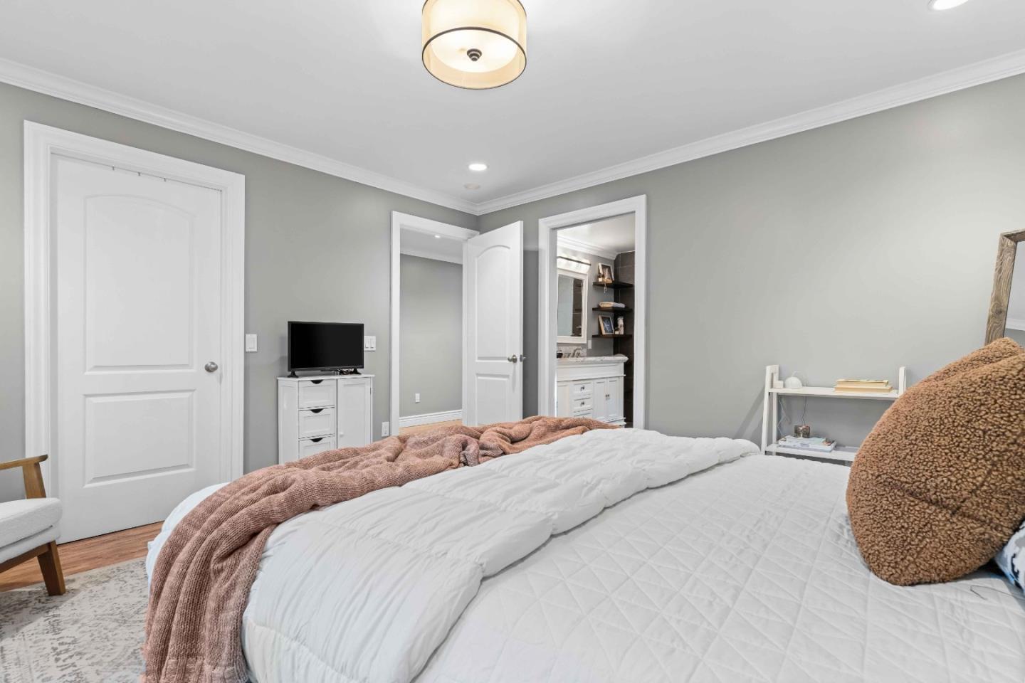 23353 Deerfield Road photo 32