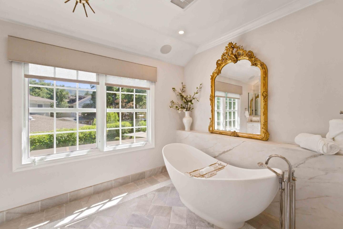 104 Bella Vista Court photo 23