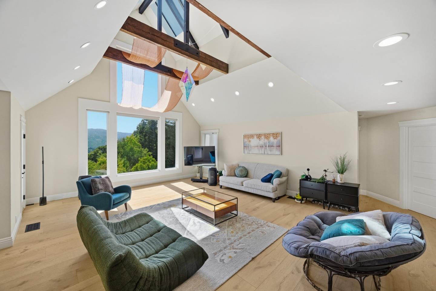 15303 Top Of The Hill Court photo 8