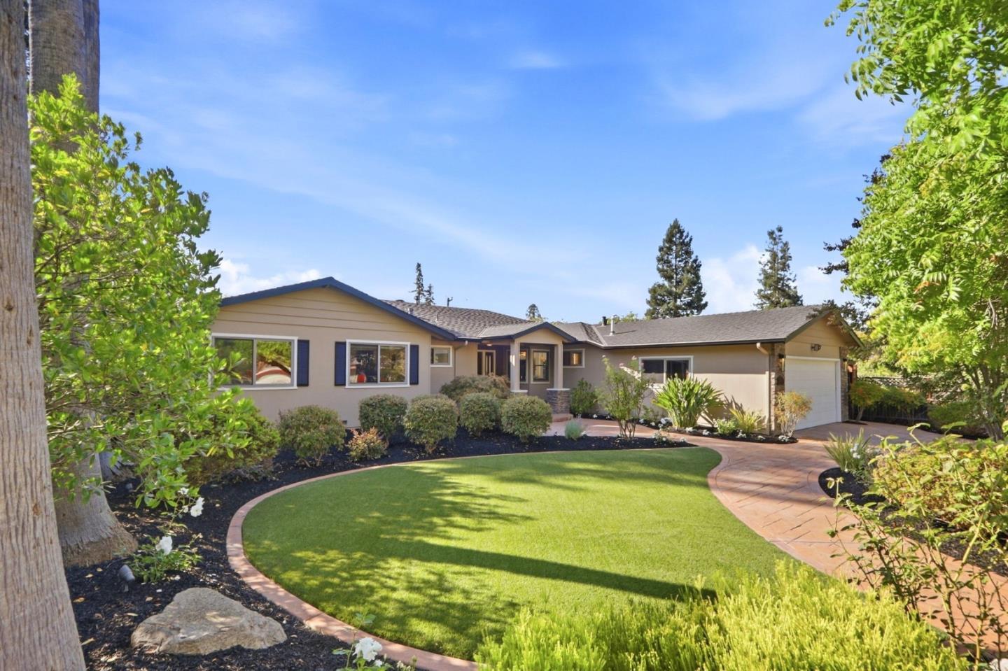 227 Belgatos Road photo 3