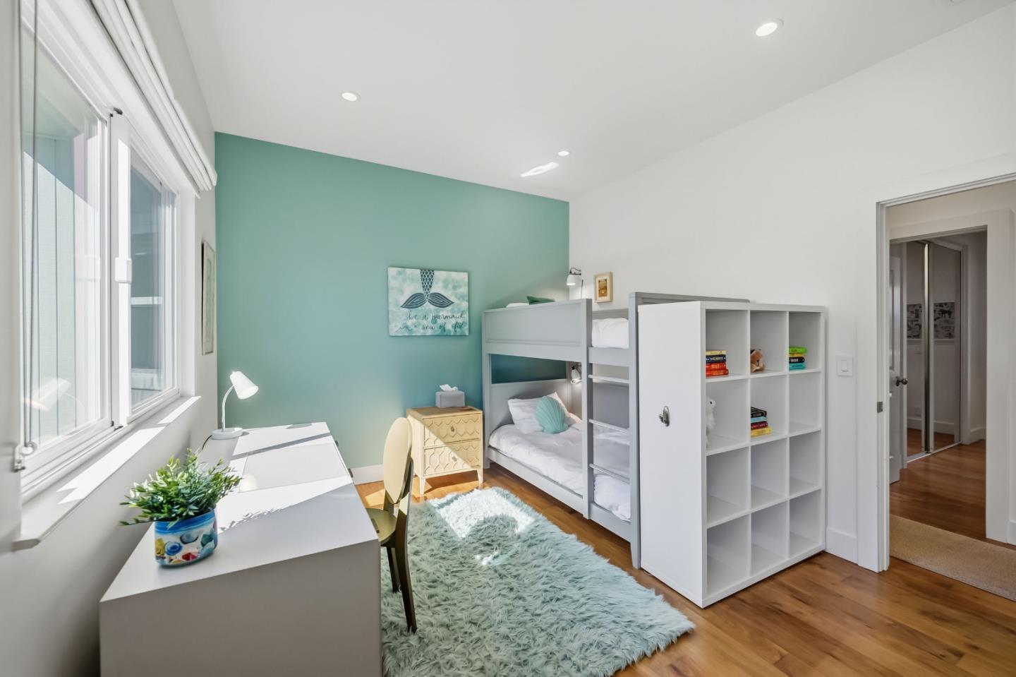 213 Myrtle Street photo 29