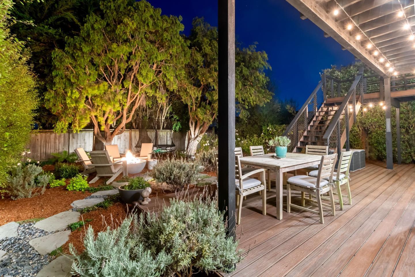 213 Myrtle Street photo 38