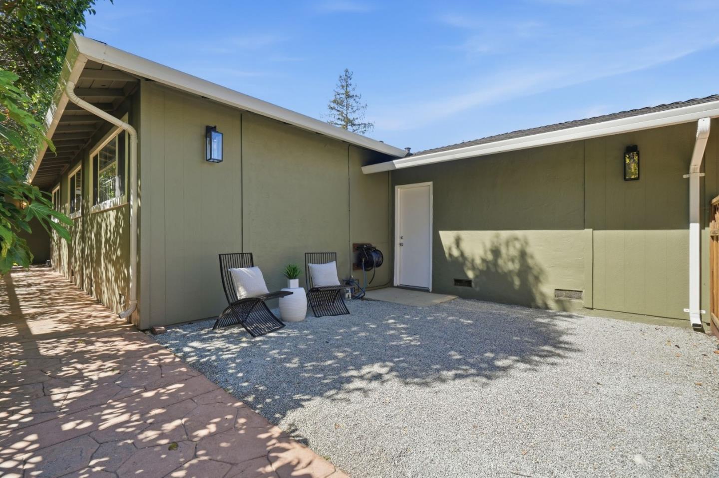 1141 Virginia Avenue photo 18