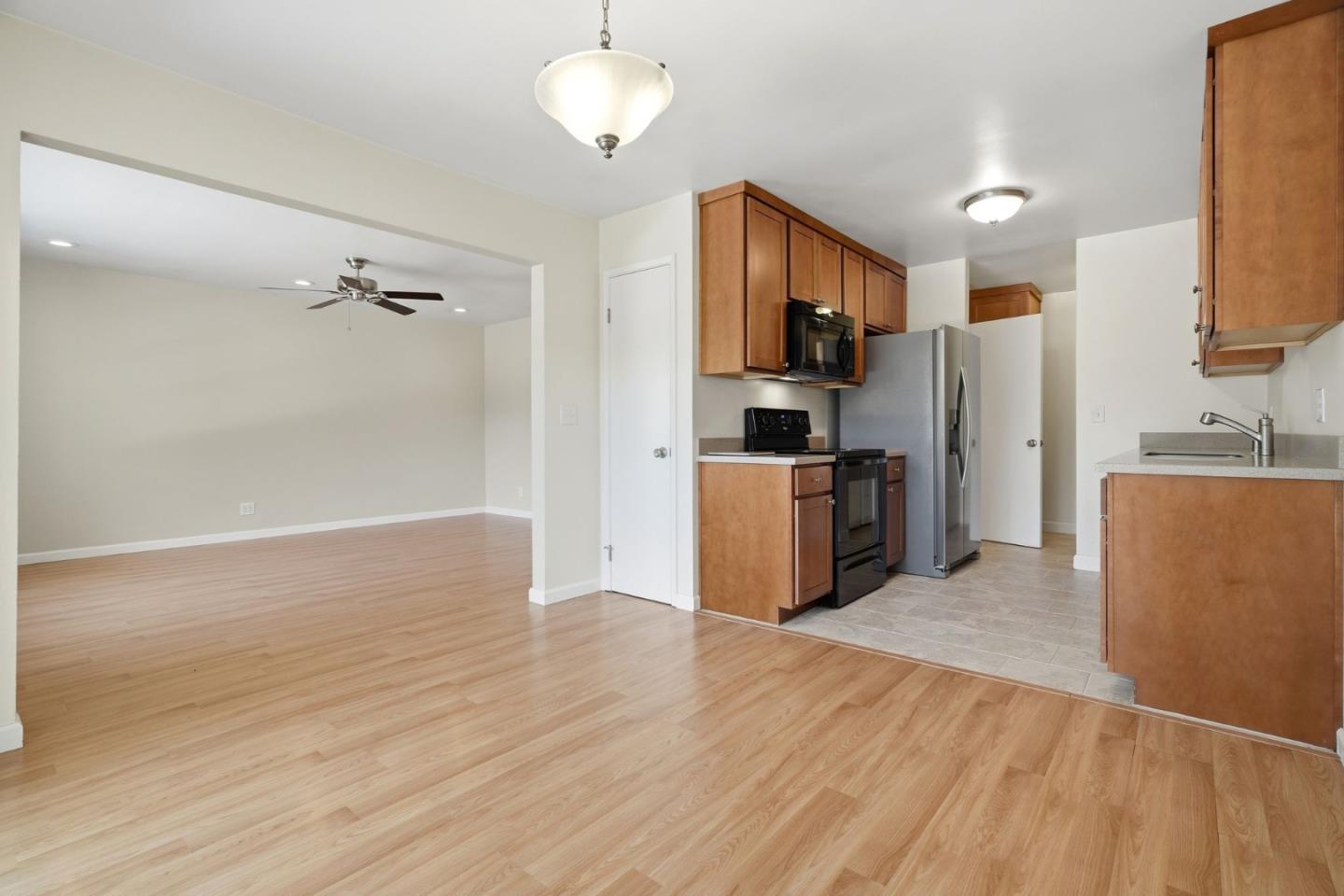 1141 Virginia Avenue photo 21