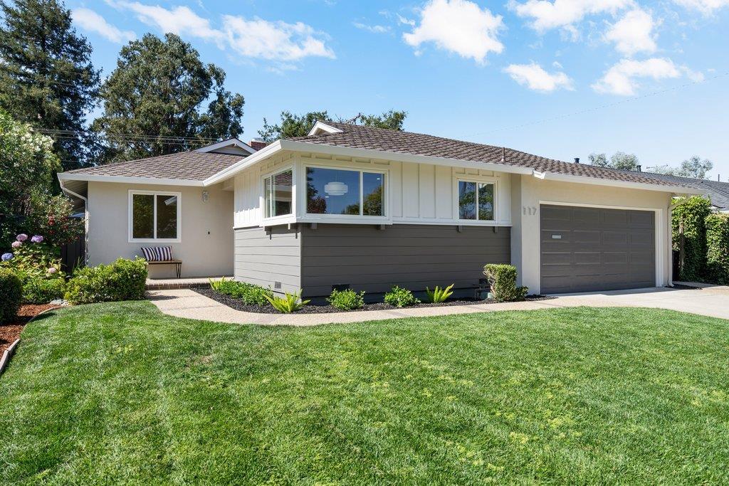 117 Hollycrest Drive photo 2