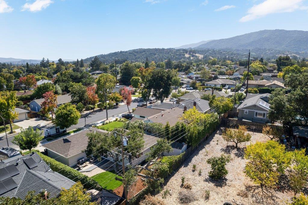 117 Hollycrest Drive photo 45