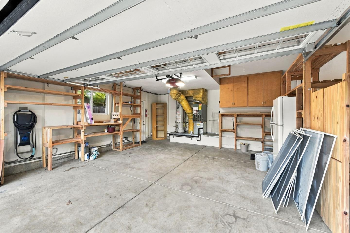 1689 Walters Avenue photo 37