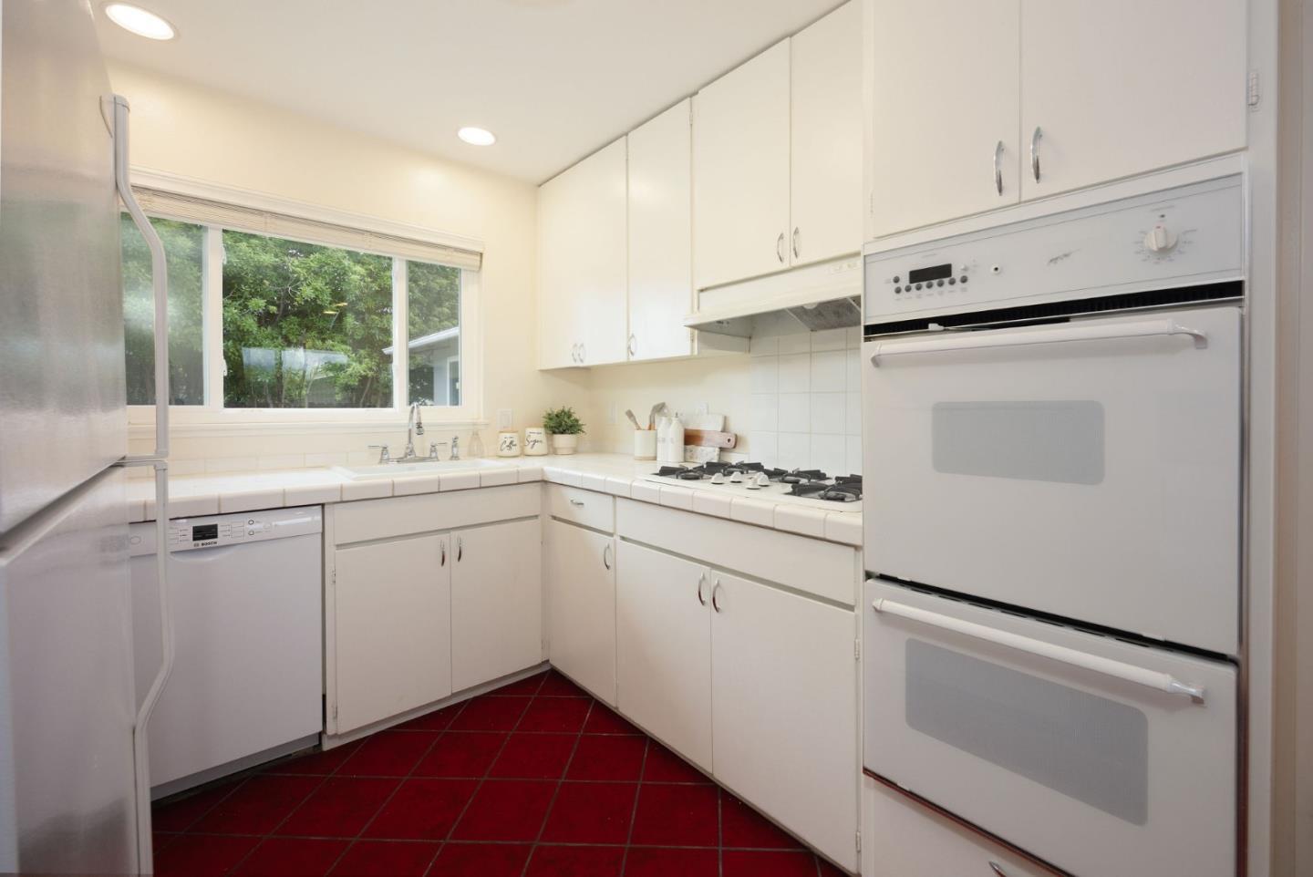 708 Arroyo Leon Drive photo 9