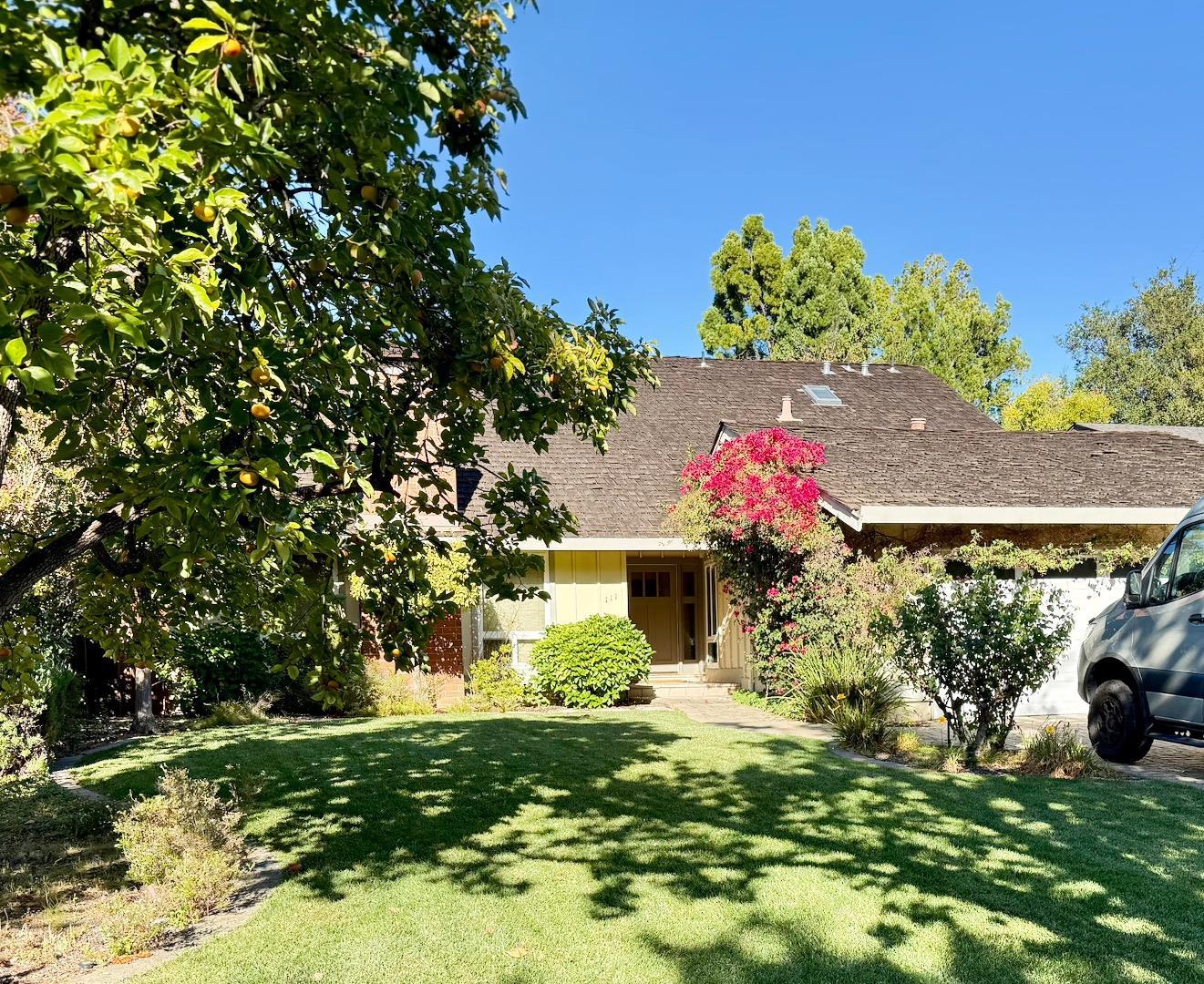 111 Fancher Court, Los Gatos, CA 95030/95032/95033