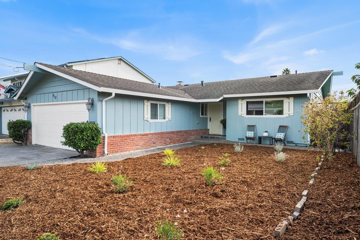 910 Golden Gate Avenue lists at $1.2M — here's where that lands in Half Moon Bay's range