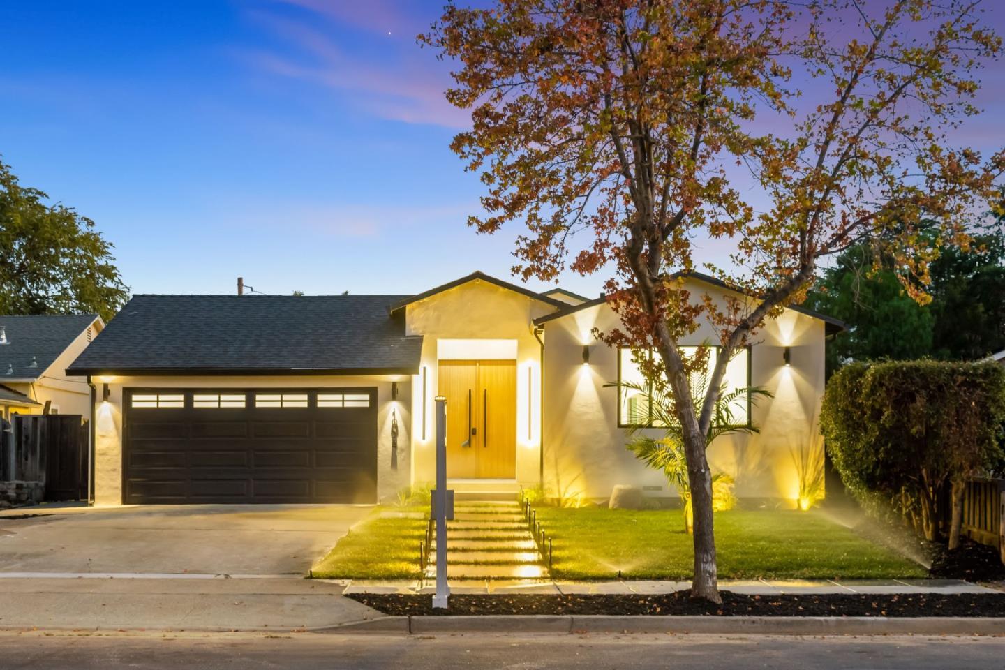 1054 Steinway Avenue, Campbell, CA 95008