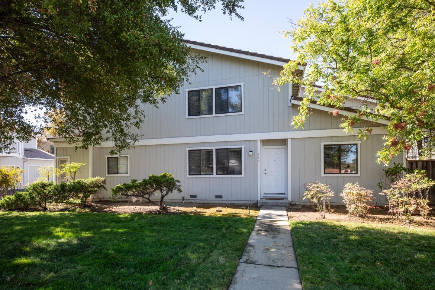 788 Pollard Road photo 2