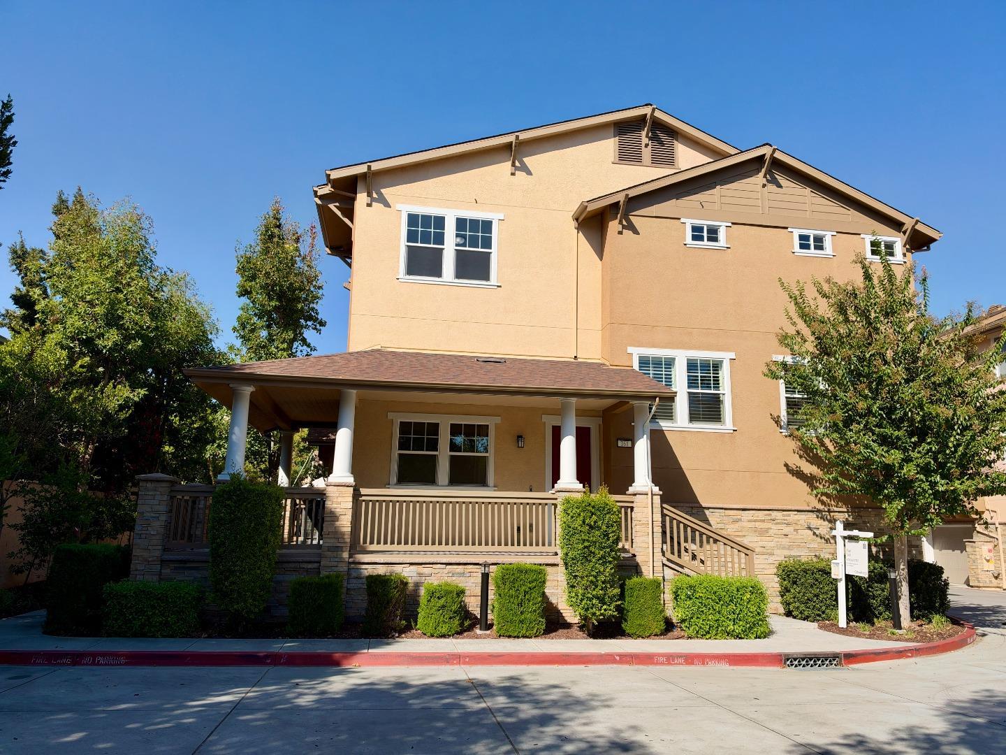161 Salmar Terrace photo 2