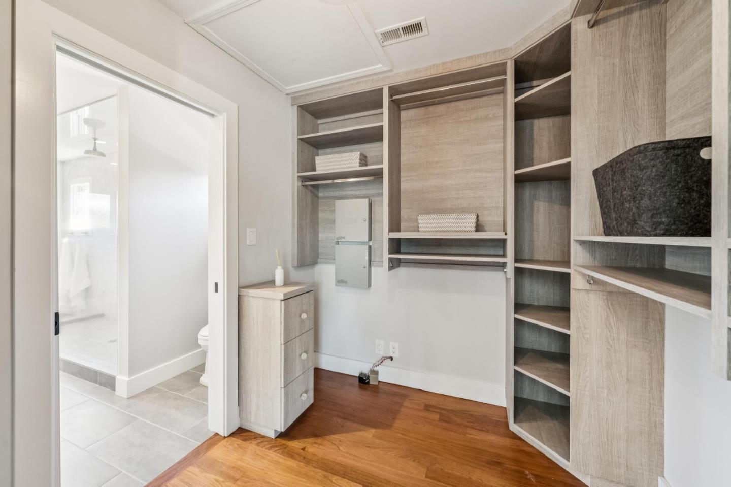38 Alpine Avenue photo 53