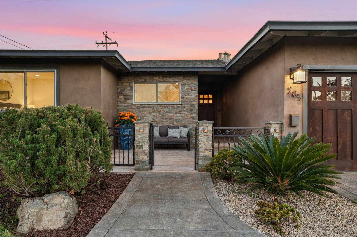 205 Gregg Drive photo 4