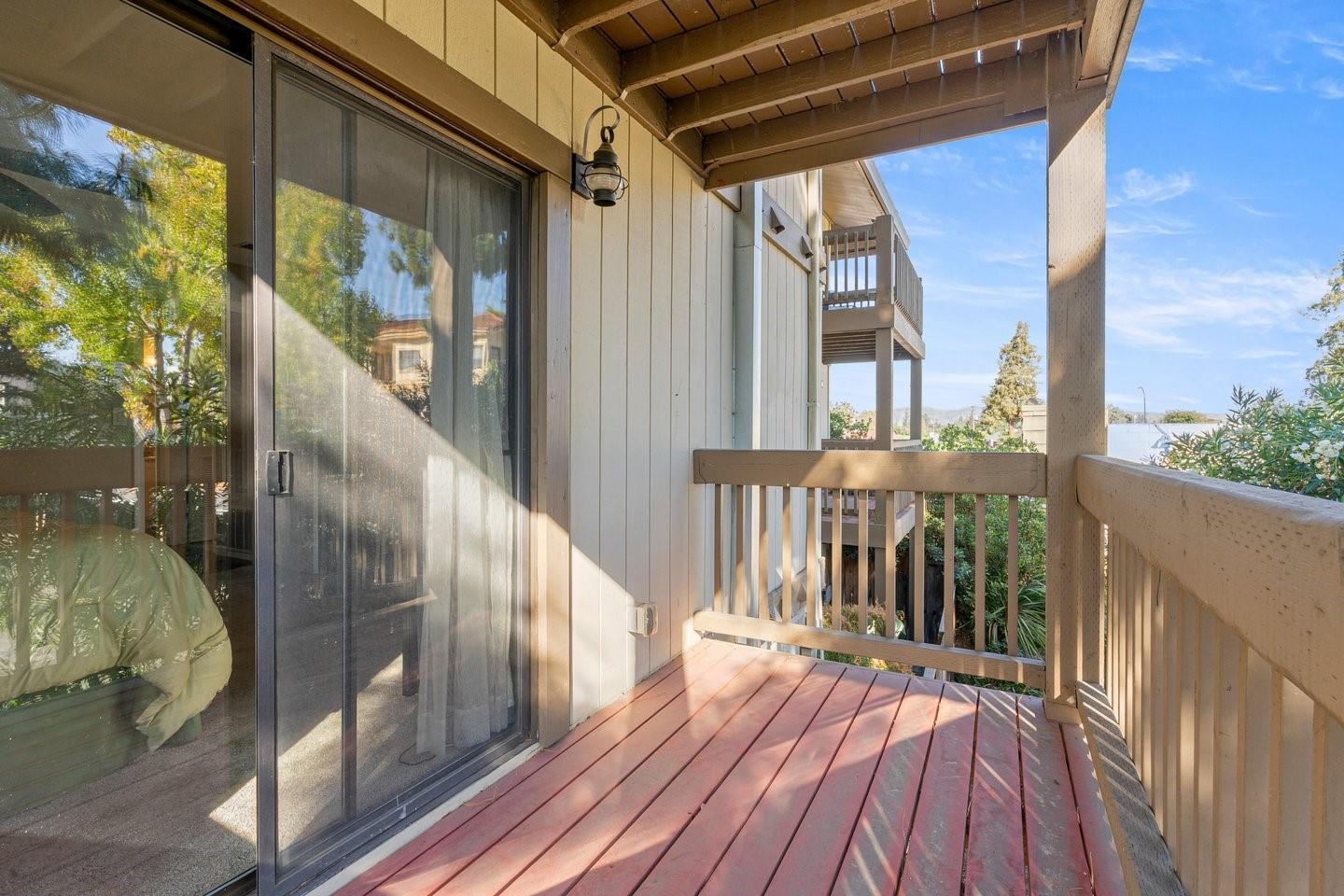 966 Apricot Avenue photo 21