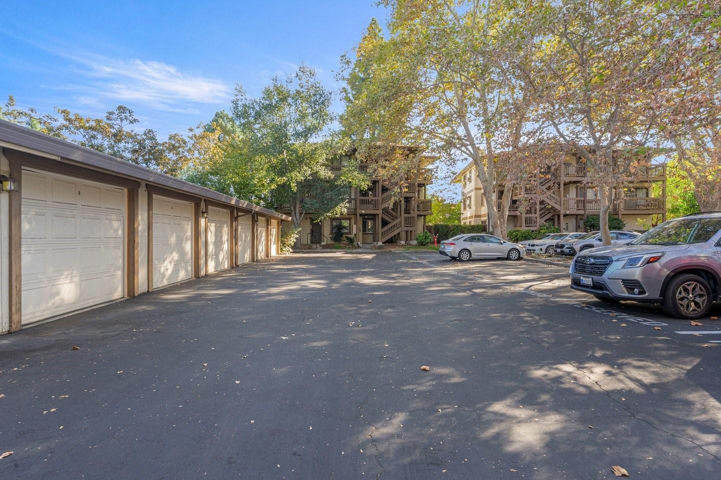 966 Apricot Avenue photo 26