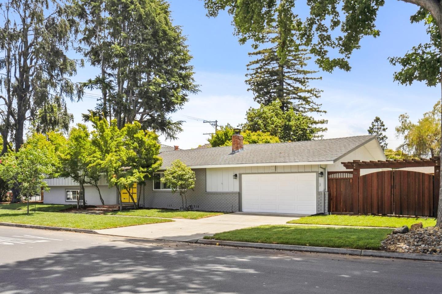 1500 E Campbell Avenue photo 2