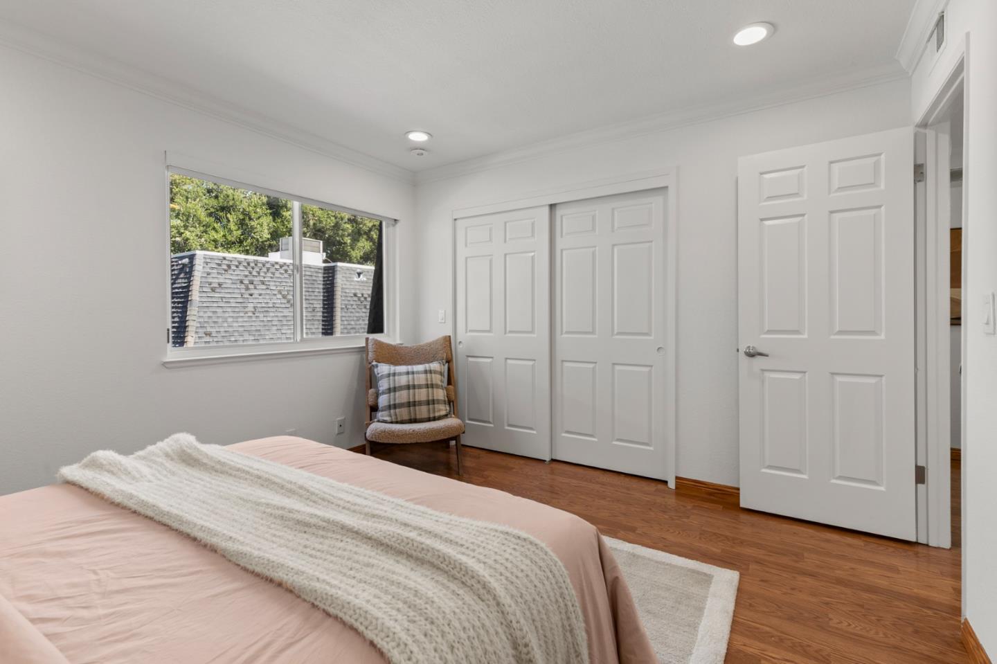 67 Dot Avenue photo 17