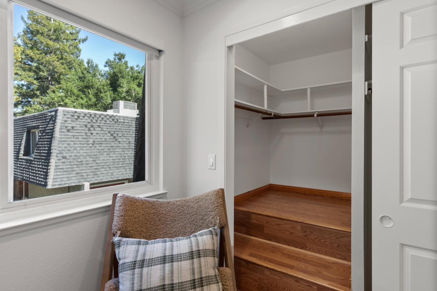 67 Dot Avenue photo 18