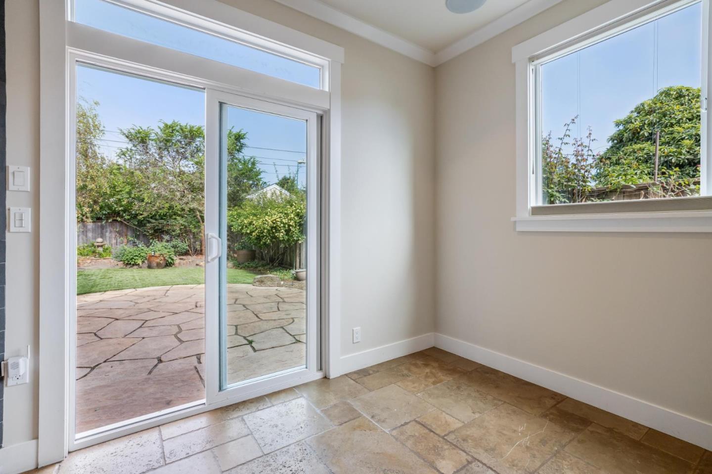611 Myrtle Street photo 17