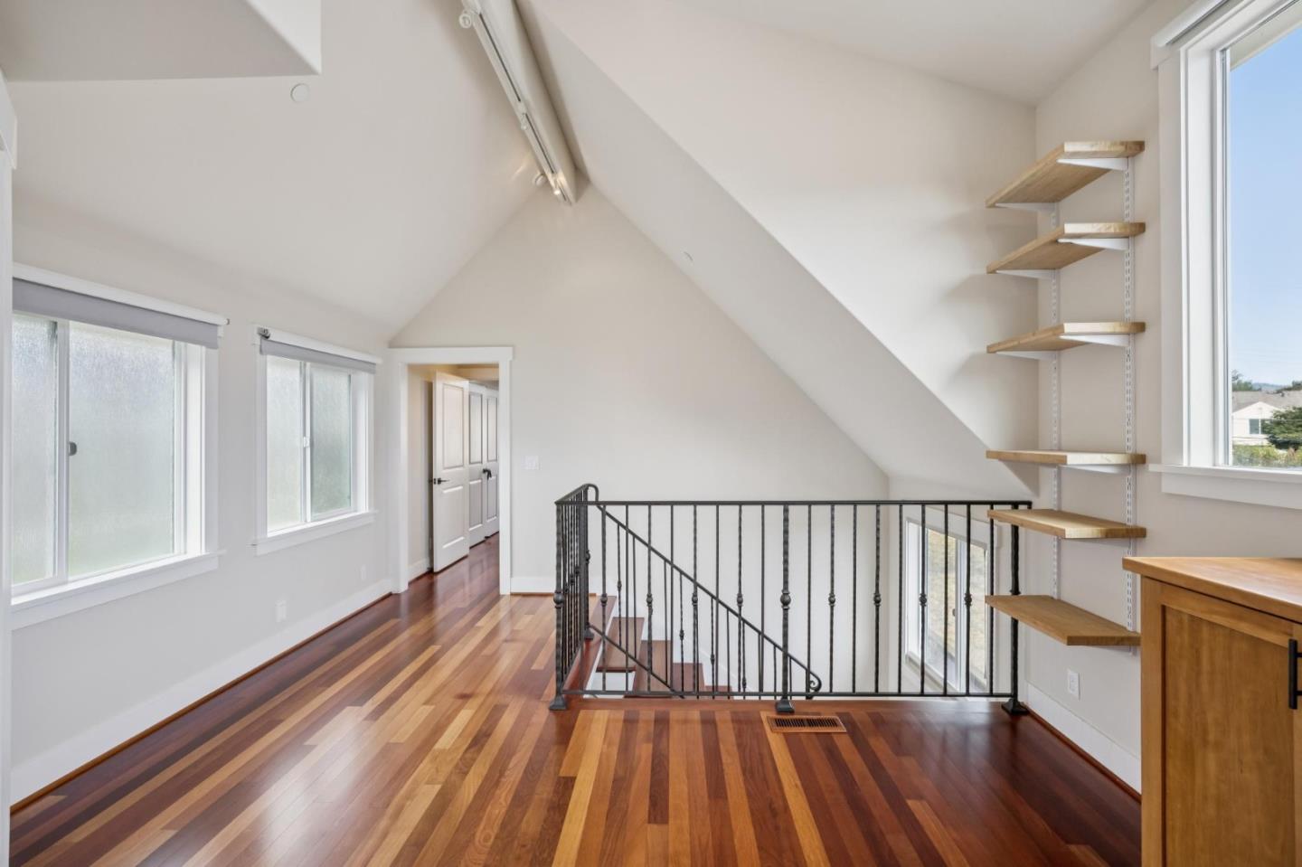 611 Myrtle Street photo 21