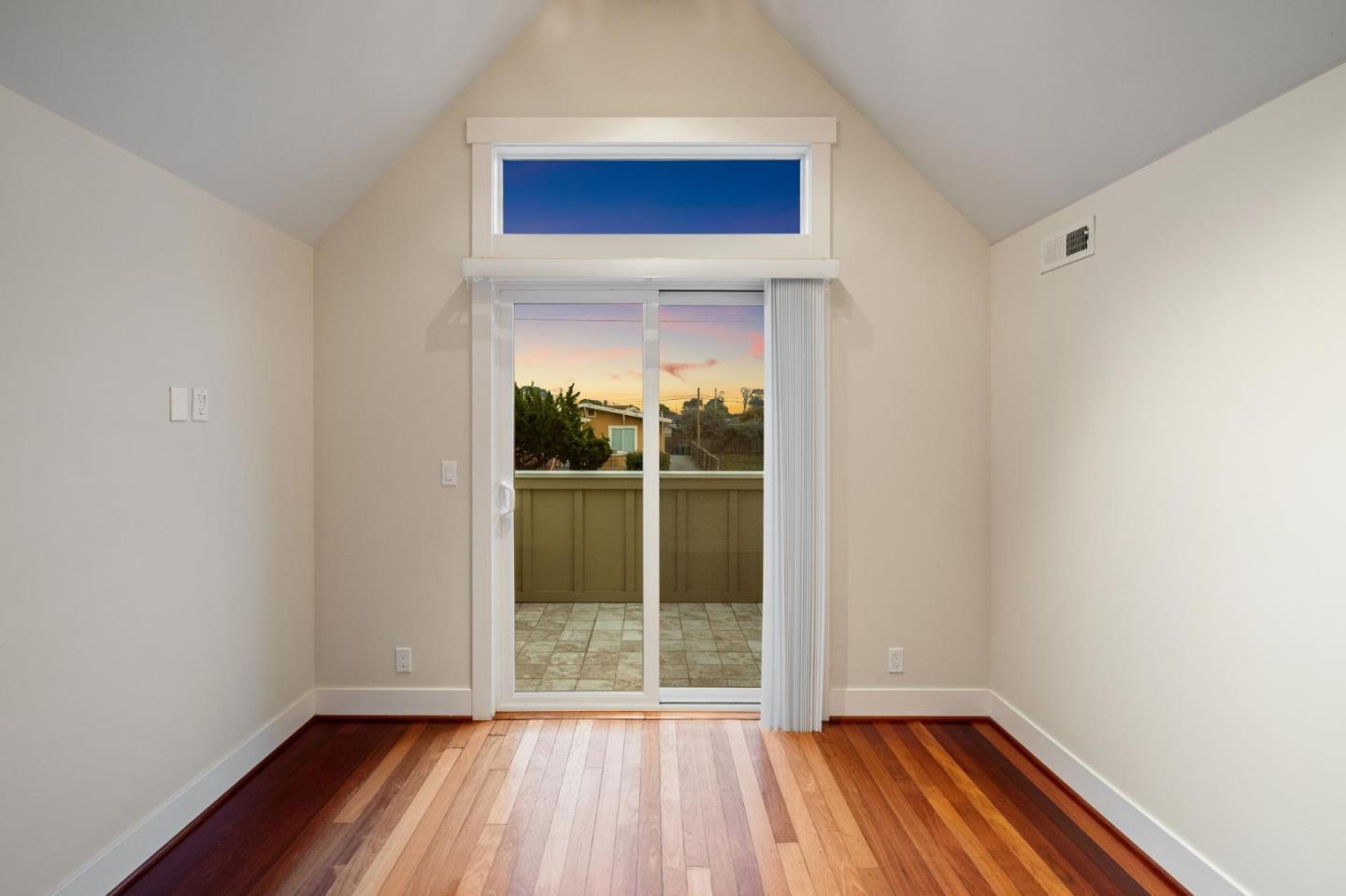 611 Myrtle Street photo 24