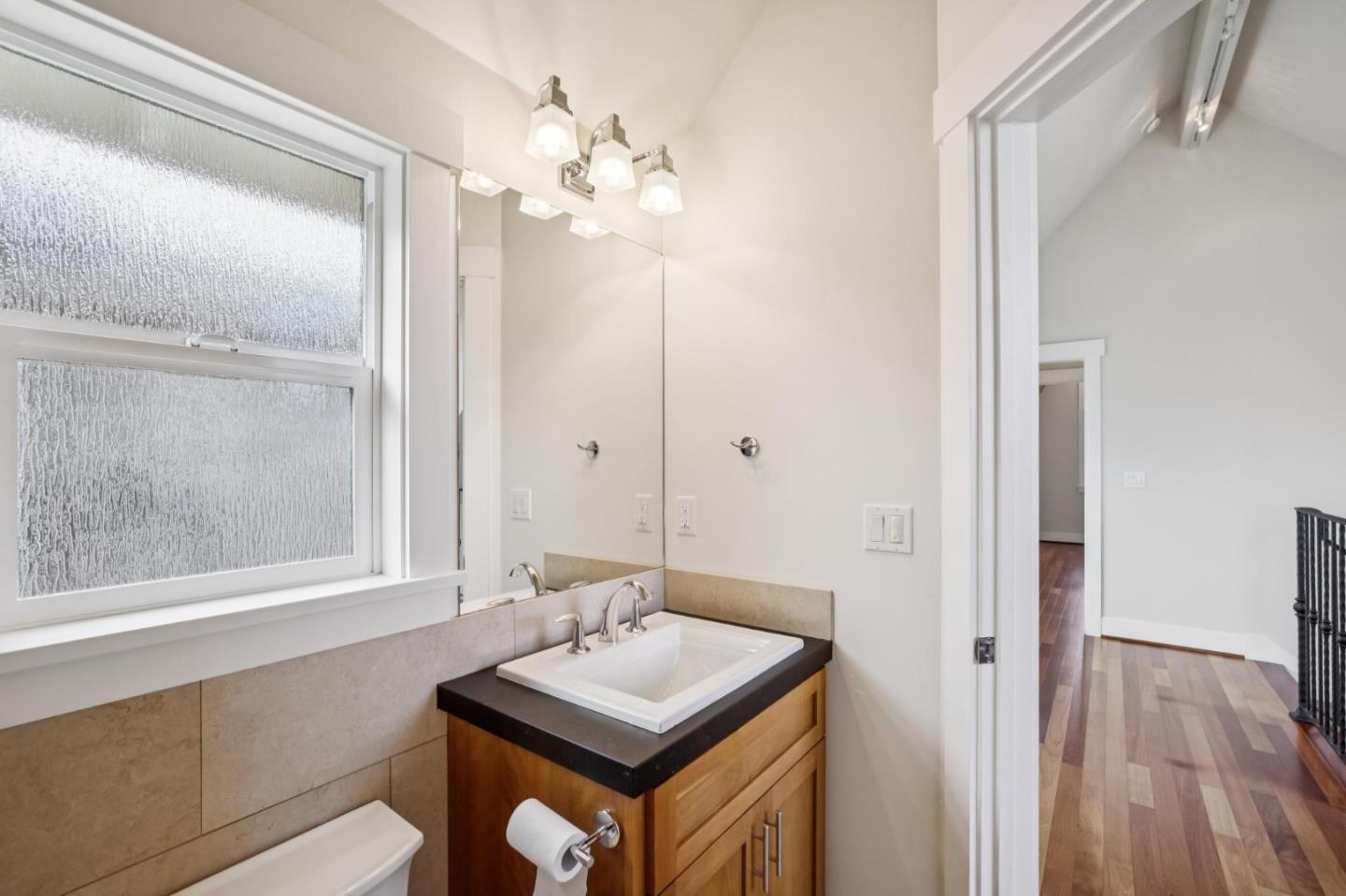 611 Myrtle Street photo 34