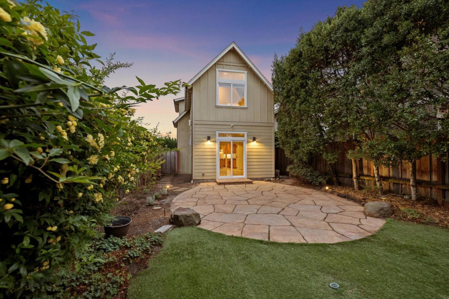 611 Myrtle Street photo 41