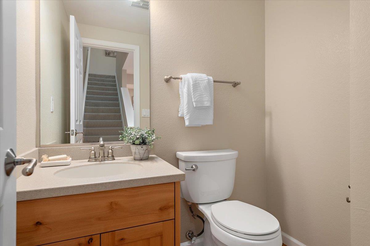 137 Redding Road #A photo 11