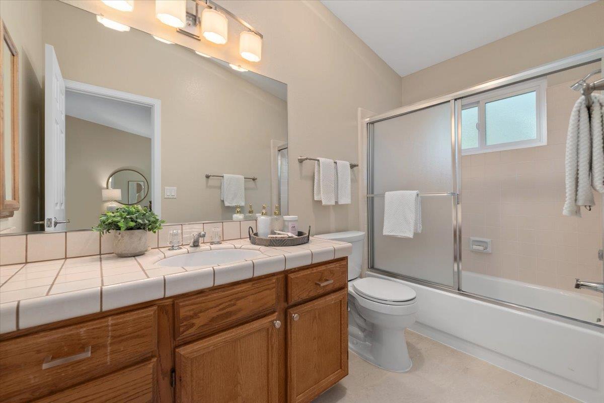 137 Redding Road #A photo 19