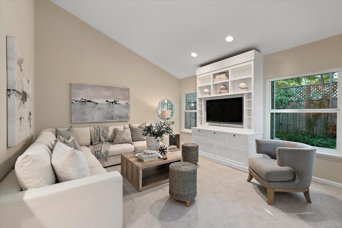 137 Redding Road #A photo 3