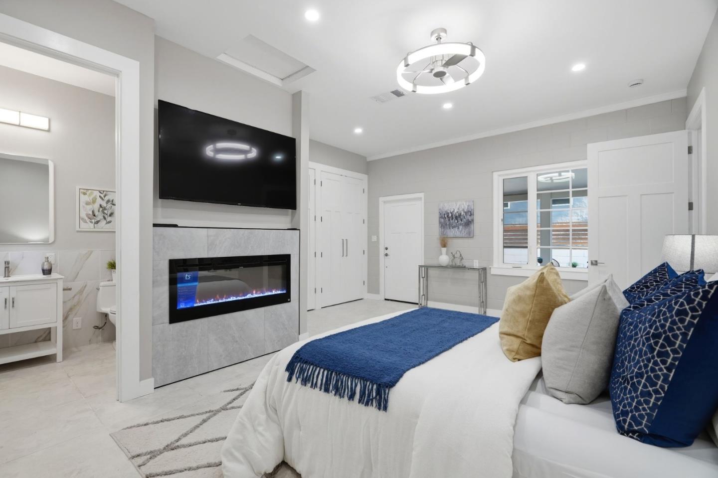 14434 Oak Street photo 14