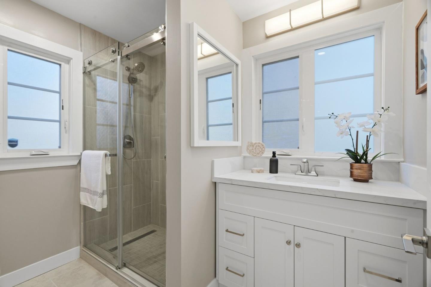 14434 Oak Street photo 17