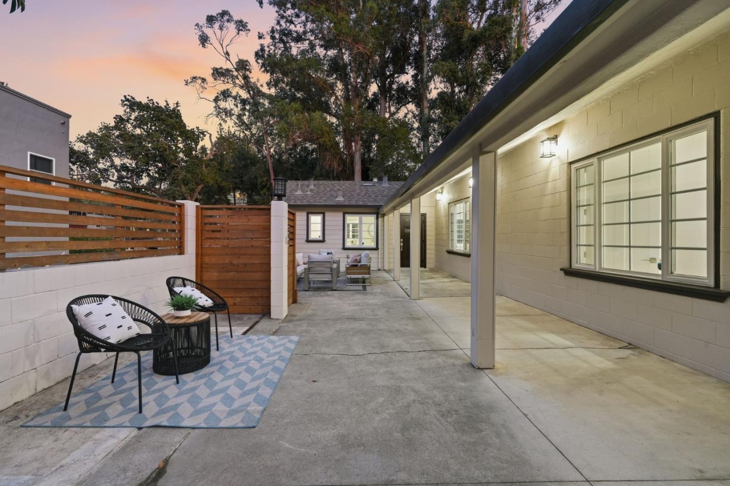 14434 Oak Street photo 20