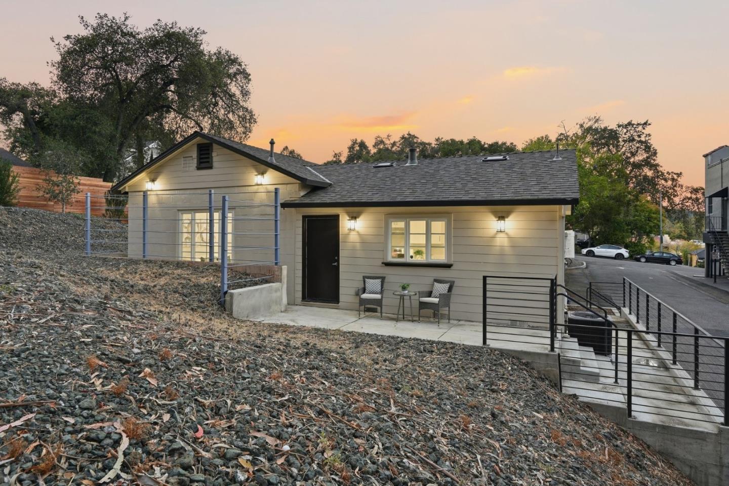 14434 Oak Street photo 23