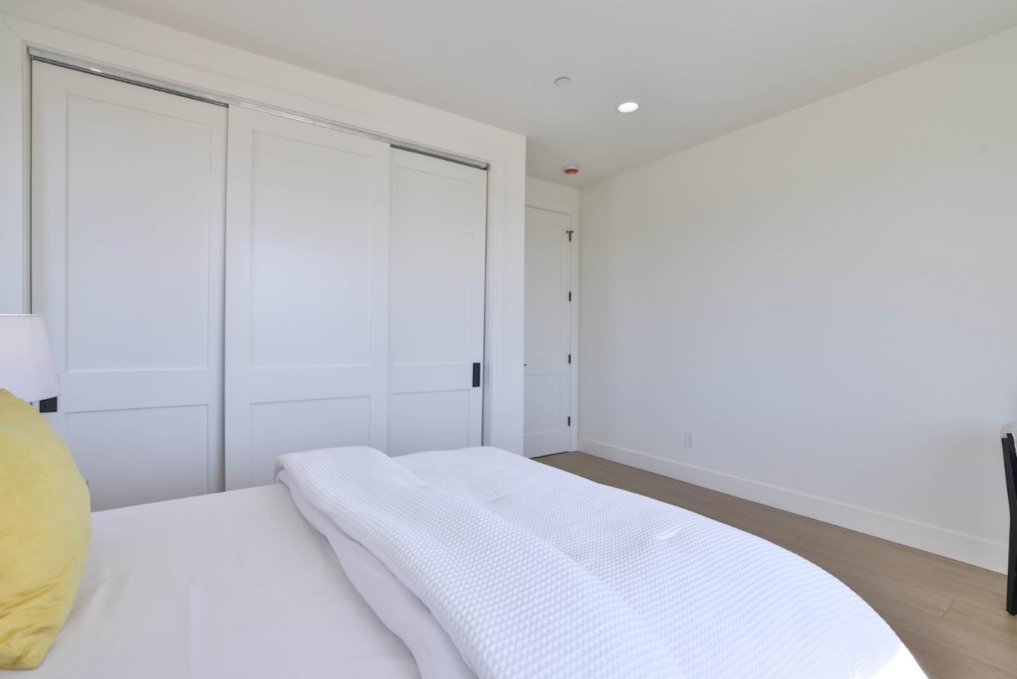 432 Virginia Avenue photo 22