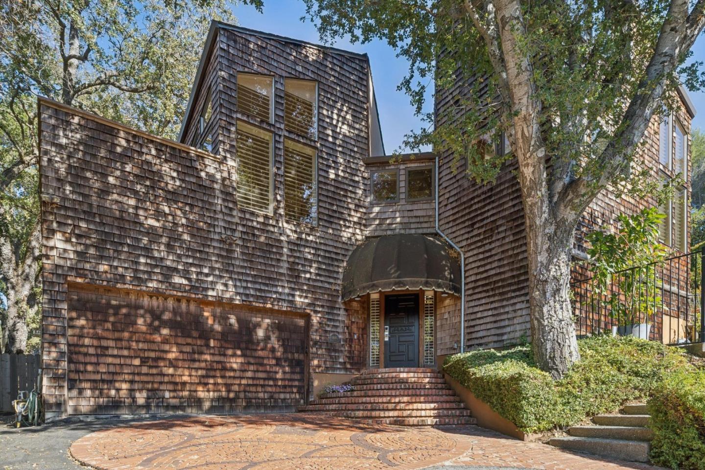 14180 Perata Court photo 4