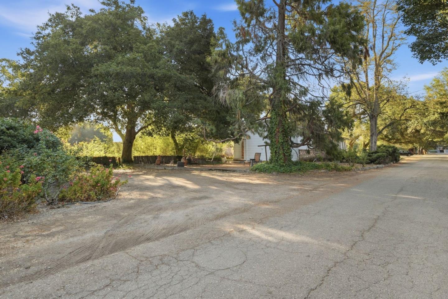 19125 Cox Avenue photo 7