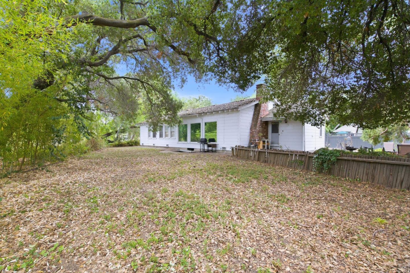19125 Cox Avenue photo 8