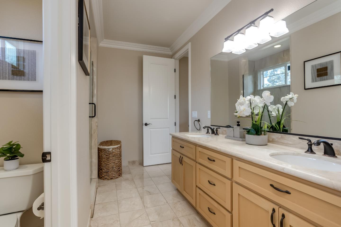 106 George Court photo 21
