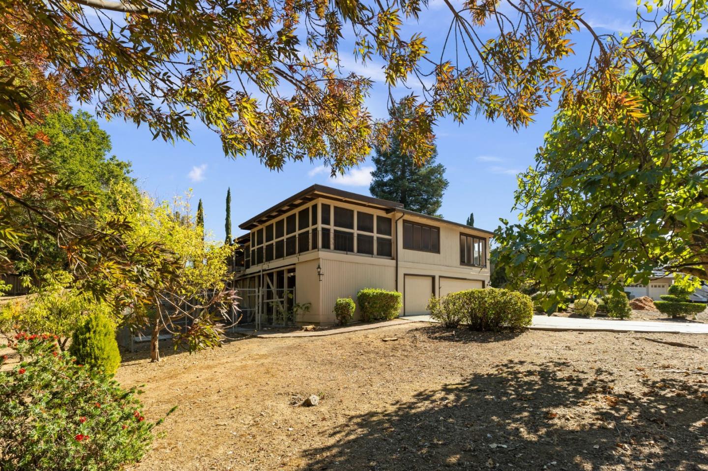 13158 Stewart Court photo 3