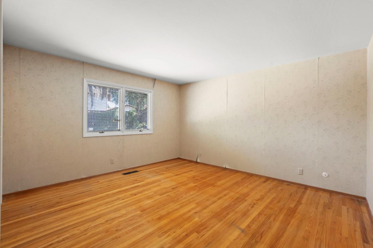 13158 Stewart Court photo 23