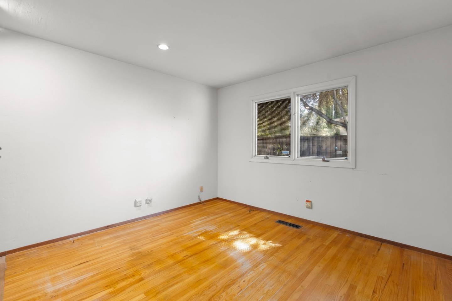 13158 Stewart Court photo 26