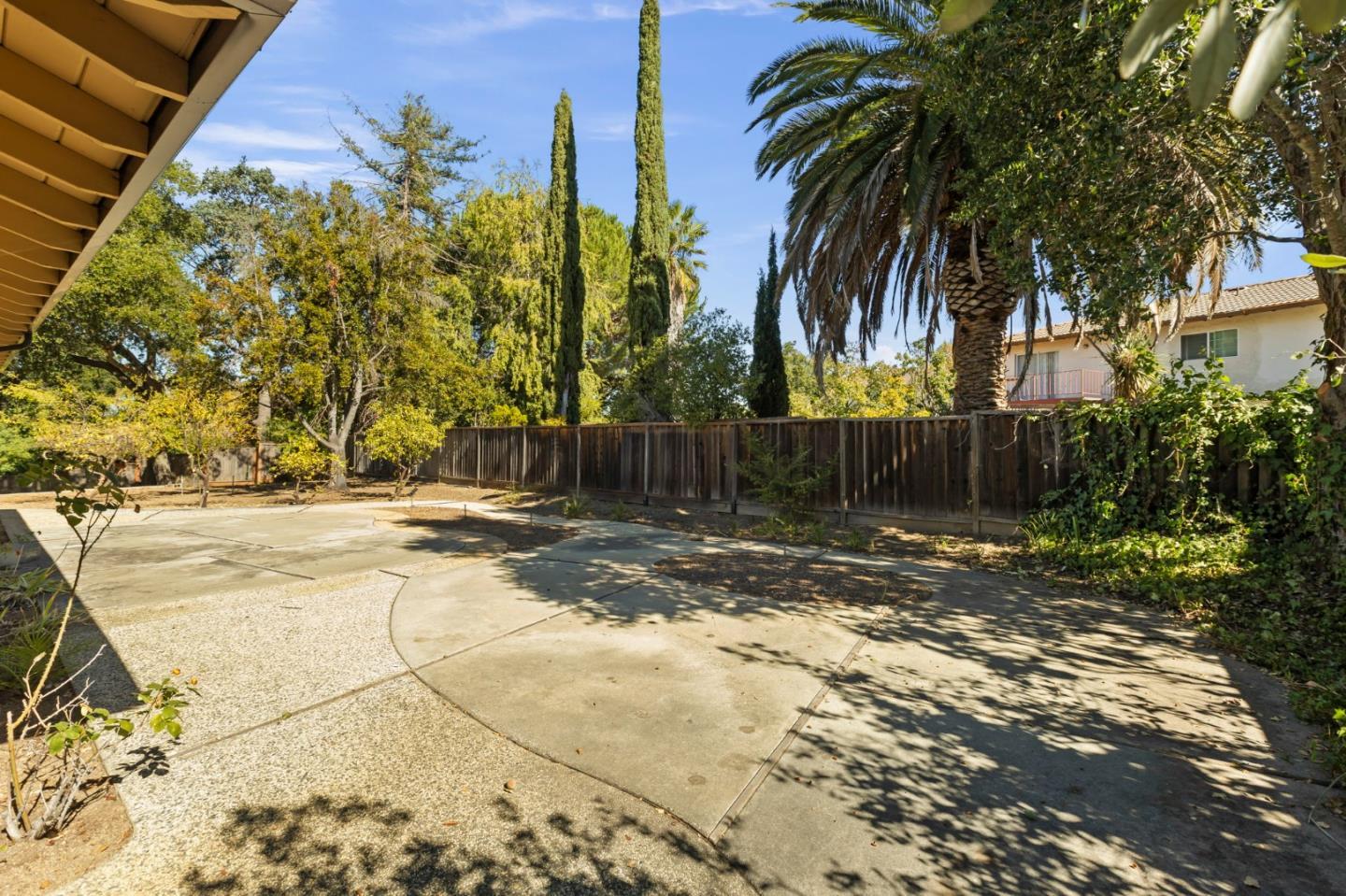 13158 Stewart Court photo 36