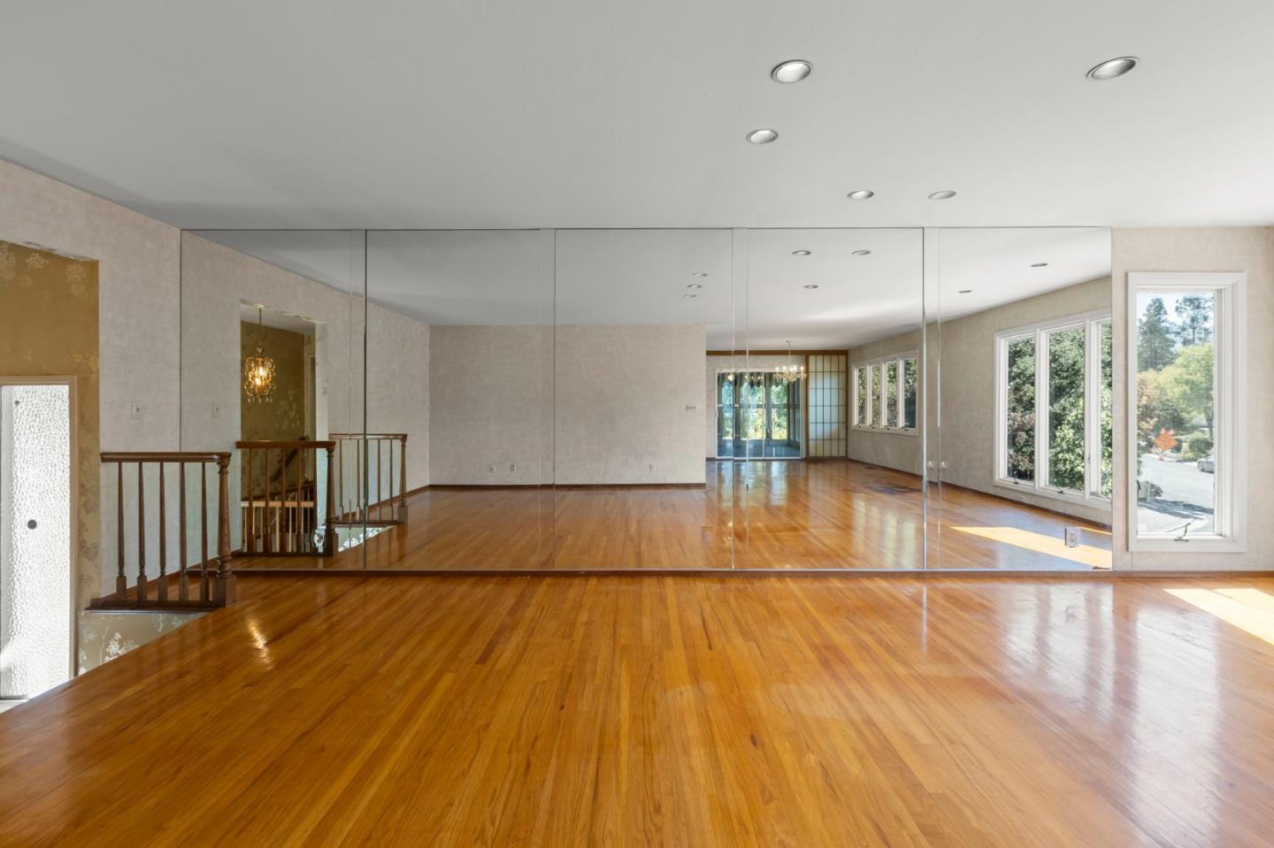 13158 Stewart Court photo 5