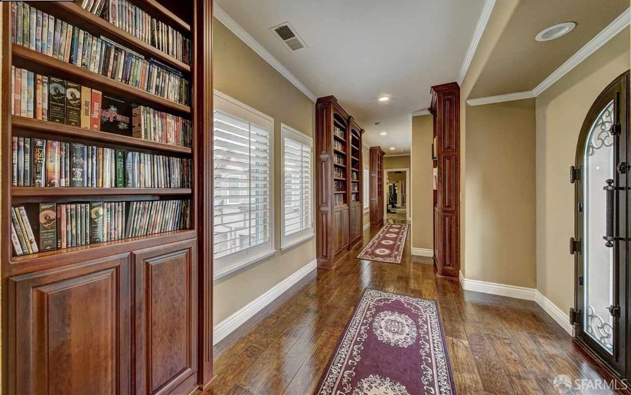 2200 Sunset Point #2210 photo 11