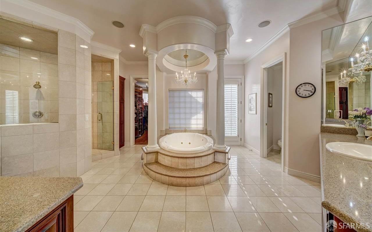 2200 Sunset Point #2210 photo 19