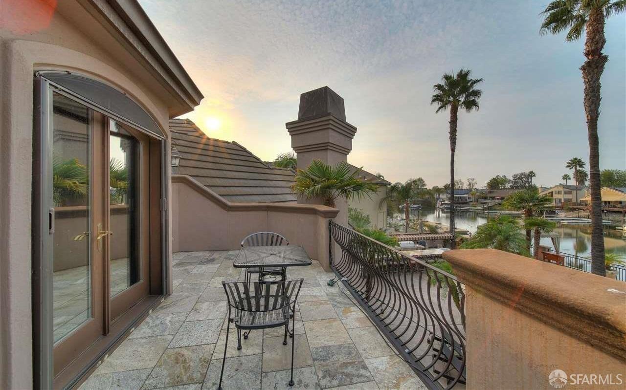 2200 Sunset Point #2210 photo 21